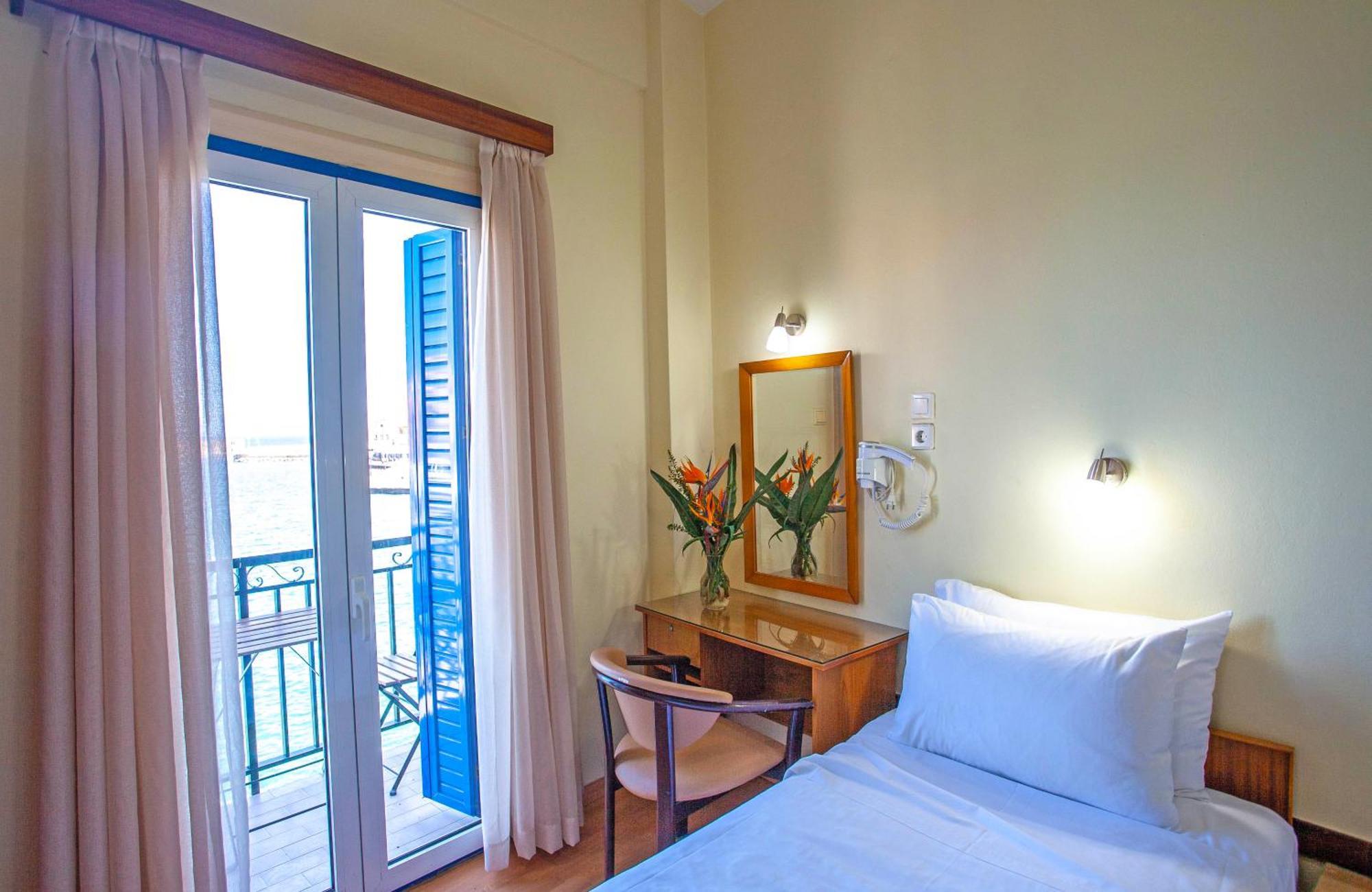 Lucia Hotel La Canée